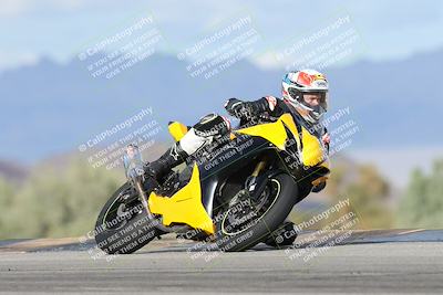 media/Nov-16-2025-Race Pace (Sun) [[8c5fa54630]]/Non Verified Riders (1st 20 Minutes)/7-Turn 9 Entry (210pm)/